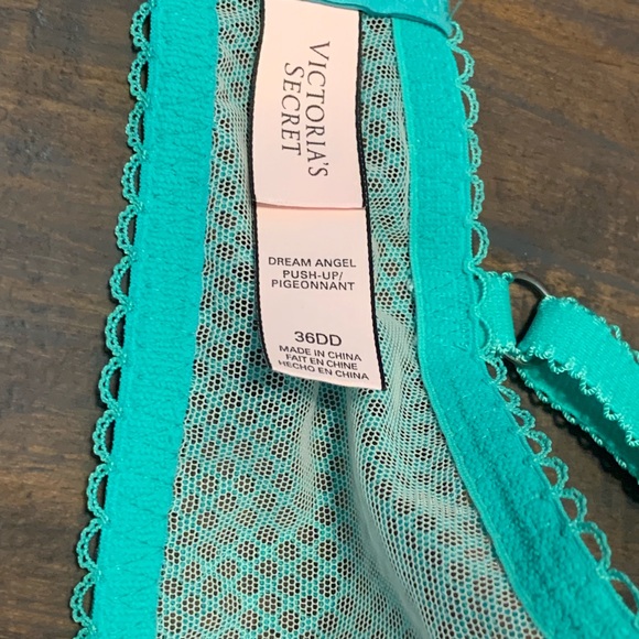 Victoria’s Secret Dream Angel push up - Picture 5 of 5
